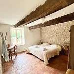 Exclusive Guest Wing Of 14Th-Century Manor With Pool & Panoramic Views *