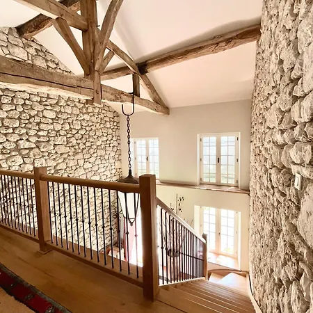 Landhuis, Oneindig Uitzicht, 30ha Land, Prive Zwembad בית נופש *