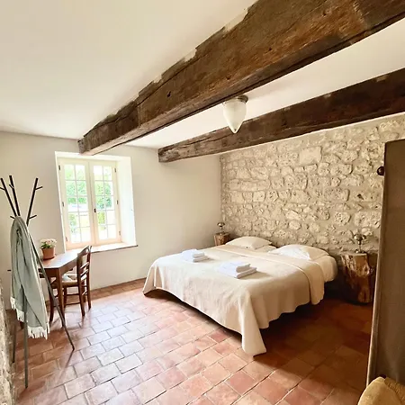 Exclusive Guest Wing Of 14th-century Manor With Pool & Panoramic Views *