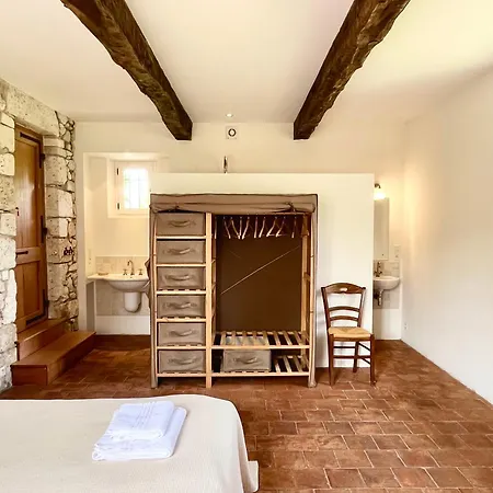 Exclusive Guest Wing Of 14th-century Manor With Pool & Panoramic Views * Auradou