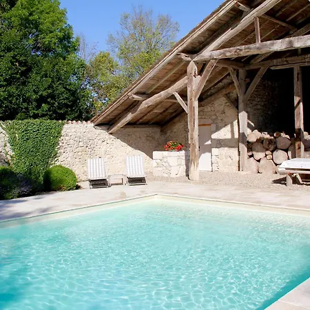 Prázdninový dům Exclusive Guest Wing Of 14Th-Century Manor With Pool & Panoramic Views Auradou