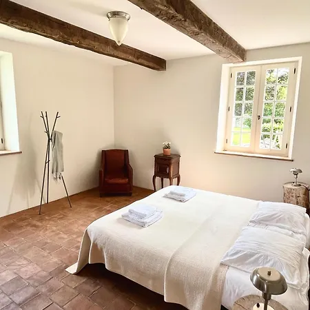 Landhuis, Oneindig Uitzicht, 30ha Land, Prive Zwembad בית נופש *