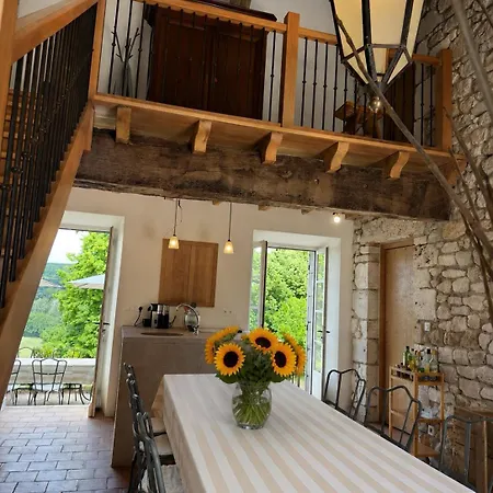 Exclusive Guest Wing Of 14th-century Manor With Pool & Panoramic Views *